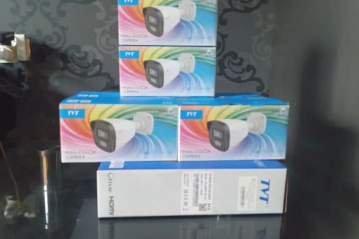 TVT 4MP Full Color 6 კამერიანი ვიდეოსამეთვალყურეო სისტემა PoE NVR-ით და UPS-ით
